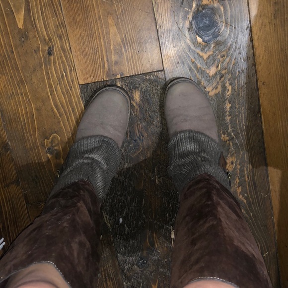 Boots - Picture 4 of 4